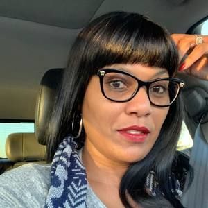 Meet your Posher, Denice